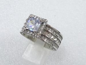 クリスタル　指輪(27号)